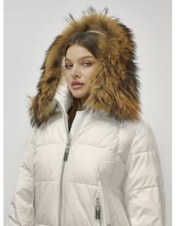Пуховик женский зимний с мехом енот бежевый премиум в Тюмени