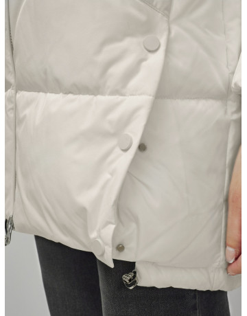 Пуховик женский зимний с мехом енот бежевый премиум в Тюмени