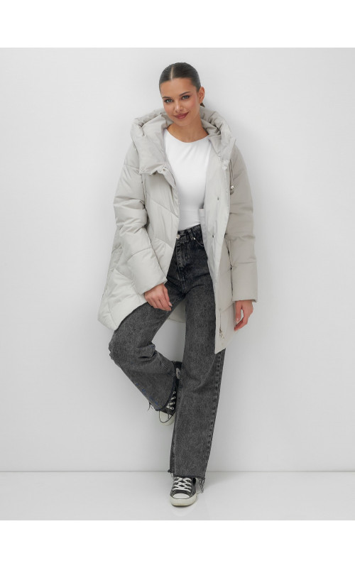 Утеплённая женская куртка с капюшоном для осени и зимы.