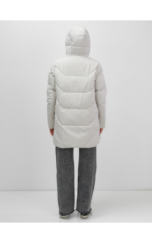 Утеплённая женская куртка с капюшоном для осени и зимы.