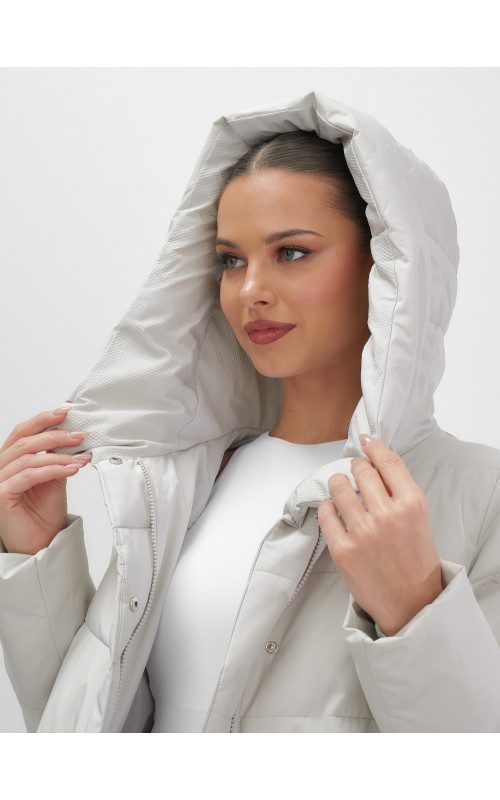 Утеплённая женская куртка с капюшоном для осени и зимы.