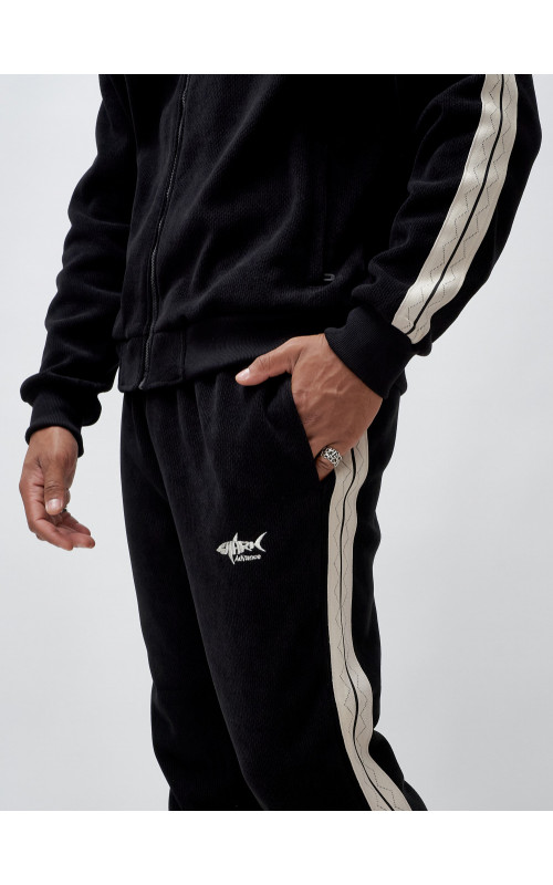 Мужской демисезонный спортивный костюм на флисе, чёрный, для спорта в Тюмени