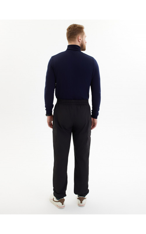 Туристические мужские брюки с флисовой подкладкой.