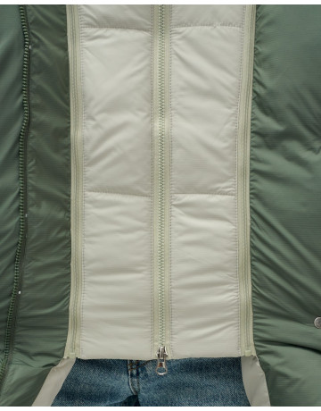 Женская зимняя куртка с капюшоном, размер 48–56.