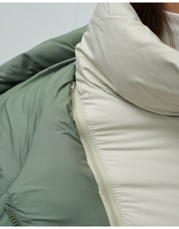 Женская зимняя куртка с капюшоном, размер 48–56.