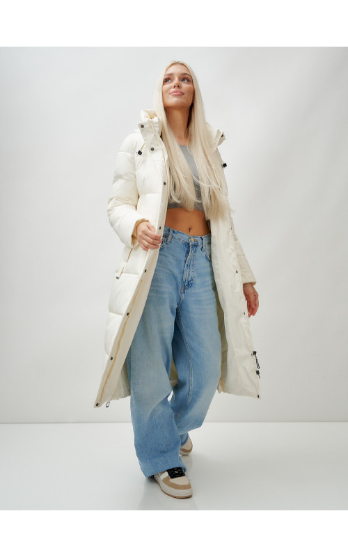 Зимний женский пуховик с капюшоном