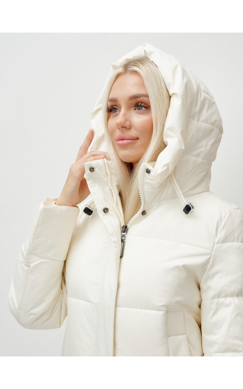 Зимний женский пуховик с капюшоном