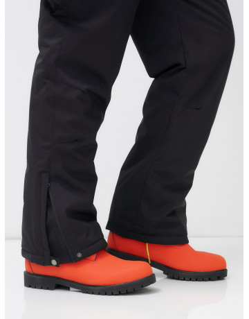 Мужской горнолыжный костюм для комфорта и защиты на склоне