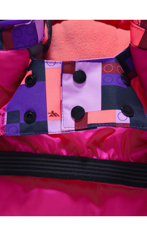 Зимний лыжный костюм для девочек: защита от холода и комфорт на склоне