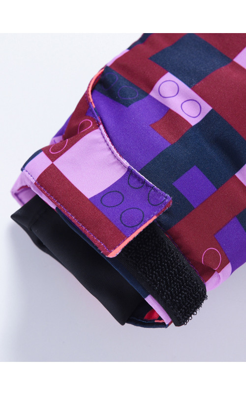 Зимний лыжный костюм для девочек: защита от холода и комфорт на склоне