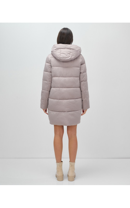 Пуховик зимний женский классический с капюшоном, светло-коричневый. в Тюмени