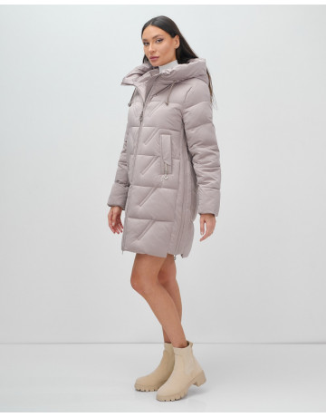 Пуховик зимний женский классический с капюшоном, светло-коричневый. в Тюмени