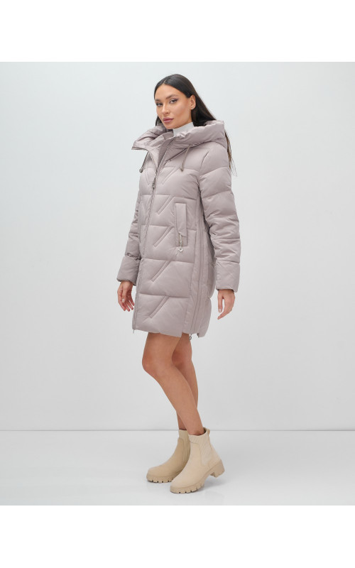 Пуховик зимний женский классический с капюшоном, светло-коричневый. в Тюмени