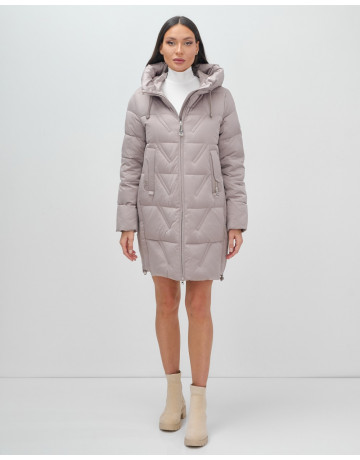 Зимняя женская куртка с капюшоном для холодной погоды.