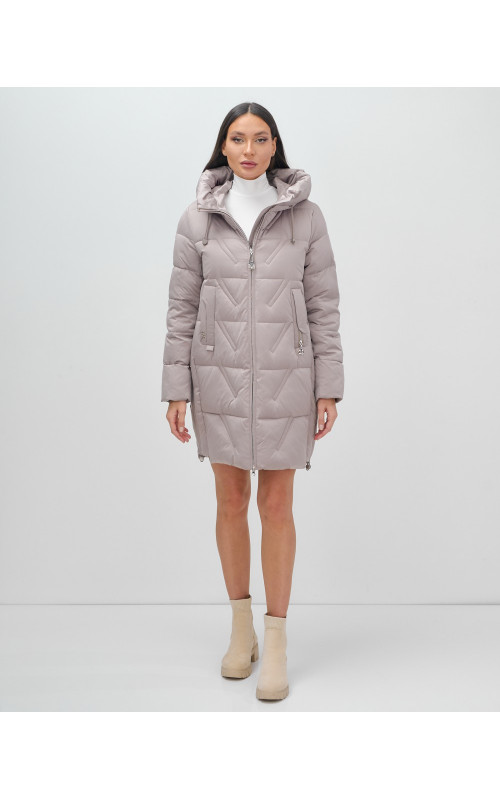 Пуховик зимний женский классический с капюшоном, светло-коричневый. в Тюмени