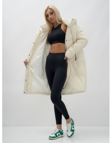 Женский зимний пуховик с капюшоном, удлинённый, бежевый. в Тюмени