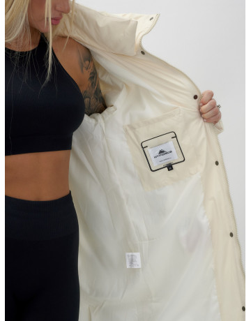 Женский зимний пуховик с капюшоном, удлинённый, бежевый. в Тюмени