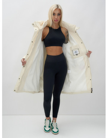 Женский зимний пуховик с капюшоном, удлинённый, бежевый. в Тюмени