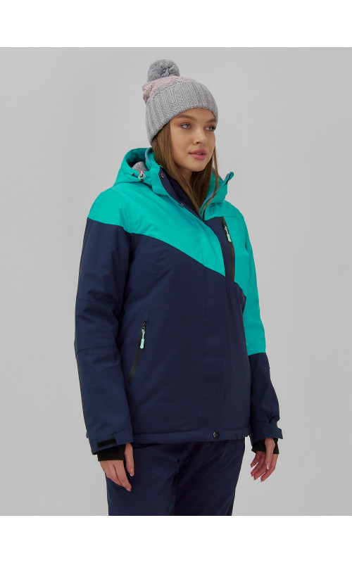 Женский горнолыжный костюм для активного отдыха.