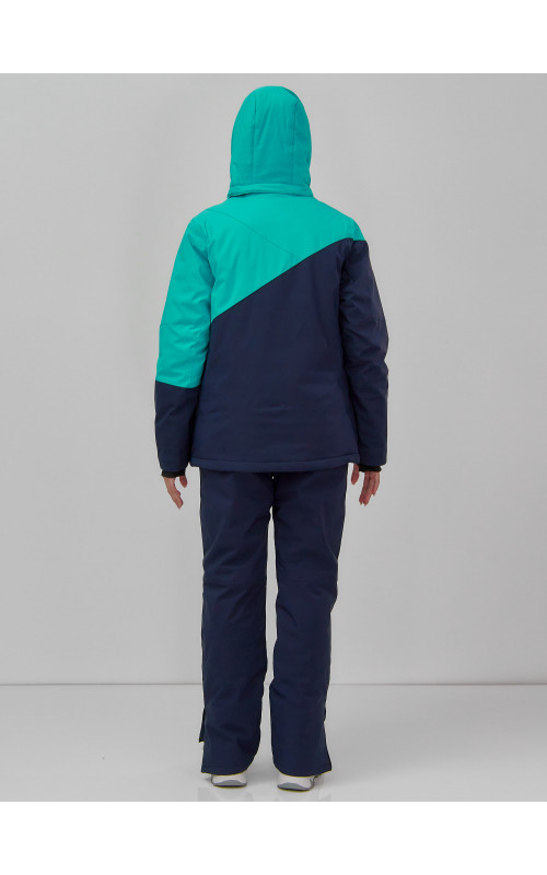 Женский горнолыжный костюм для активного отдыха.