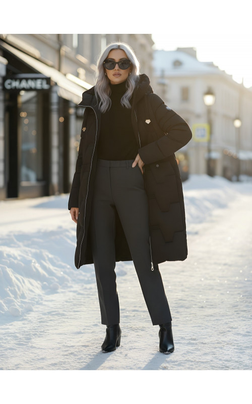 Женский длинный пуховик с капюшоном для зимы.