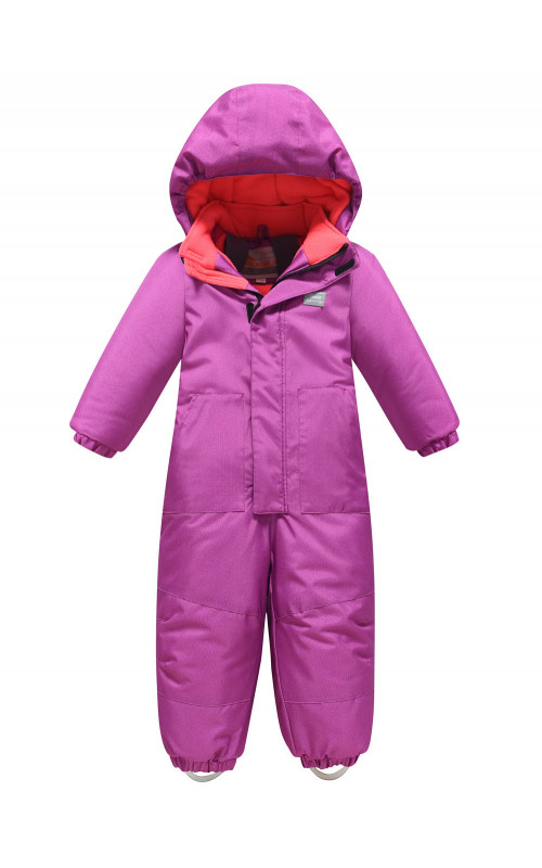 Зимний комбинезон для девочек для активных зимних игр.