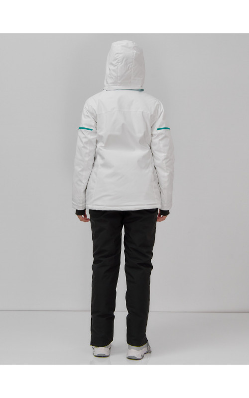 Женский зимний горнолыжный костюм для комфорта и защиты на склоне.