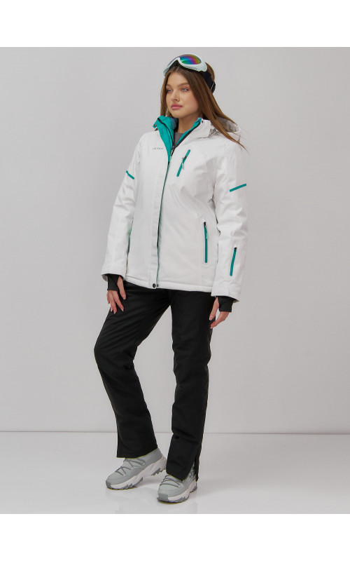 Женский зимний горнолыжный костюм для комфорта и защиты на склоне.