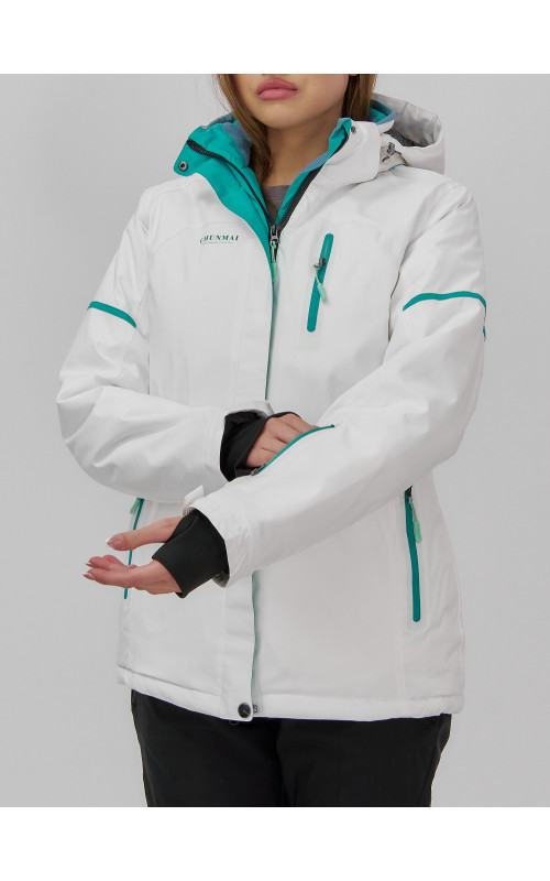 Женский зимний горнолыжный костюм для комфорта и защиты на склоне.