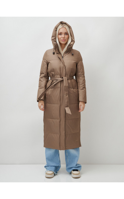 Тёплый женский пуховик с поясом и капюшоном.
