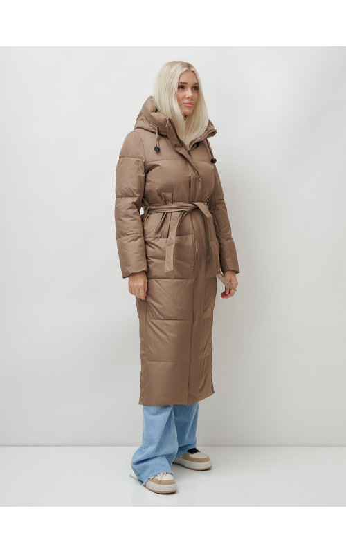 Тёплый женский пуховик с поясом и капюшоном.
