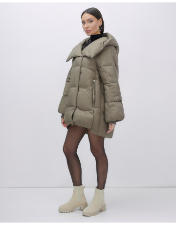 Женский зимний пуховик с капюшоном, коричневый. в Тюмени