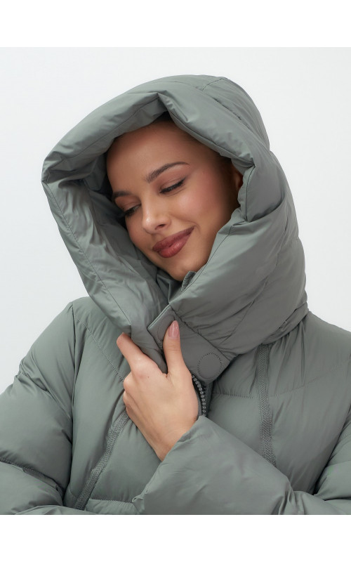 Длинный женский пуховик с капюшоном