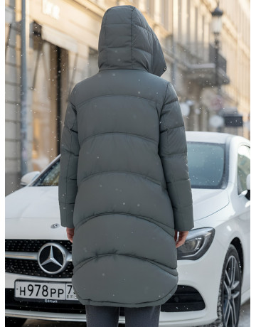 Длинный зимний пуховик для женщин с капюшоном