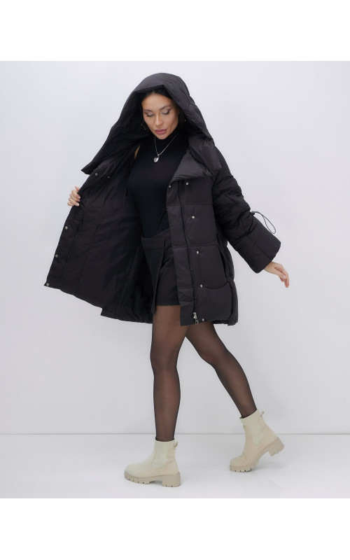 Пуховик женский зимний с капюшоном, чёрный. в Тюмени