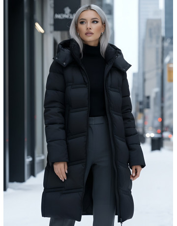 Длинный зимний пуховик для женщин с капюшоном.