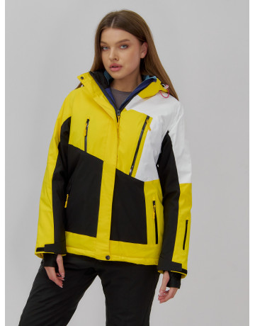 Женская горнолыжная куртка для активных женщин.