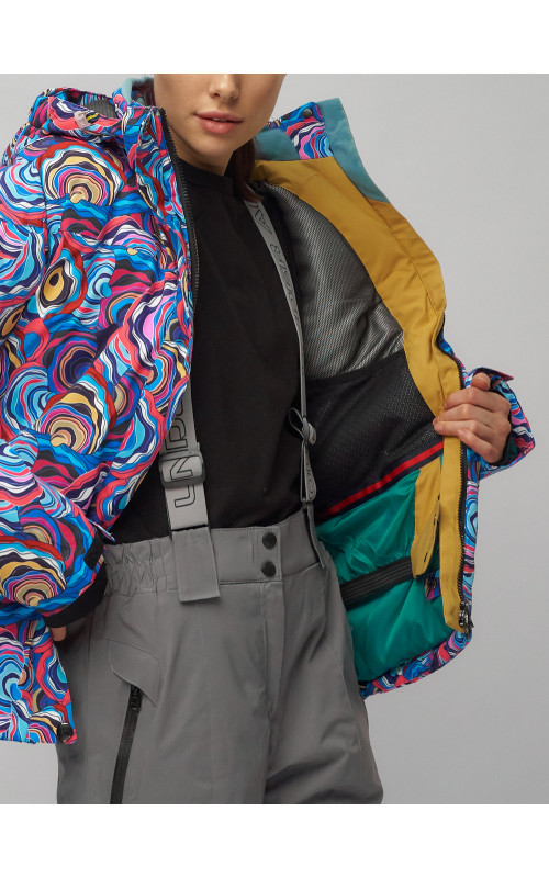 Женский горнолыжный костюм зимний.