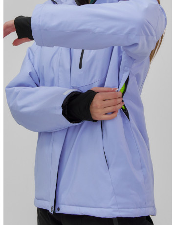 Женская горнолыжная куртка со съёмным капюшоном.