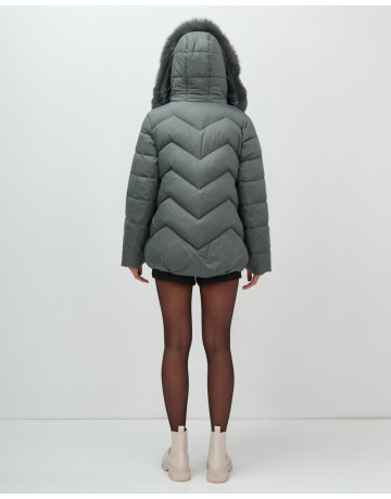 Пуховик для городской леди с мехом песца, защита от влаги и ветра