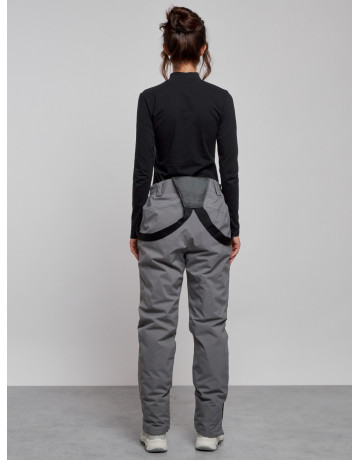 Женский горнолыжный комплект.