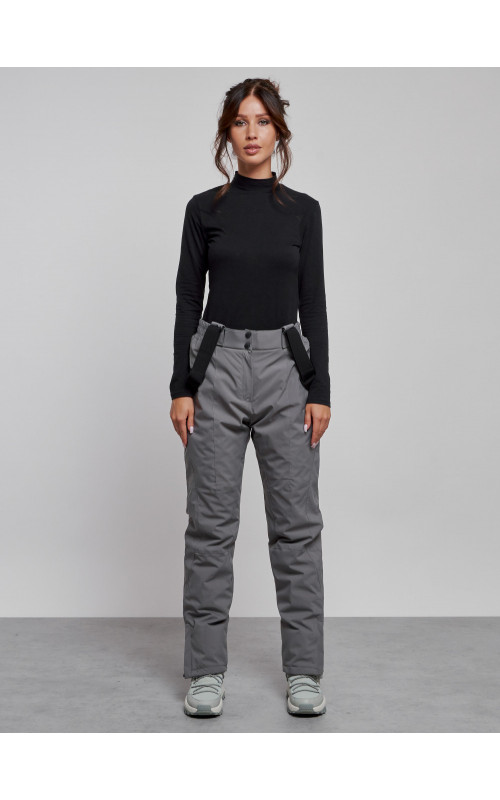 Женский горнолыжный комплект.