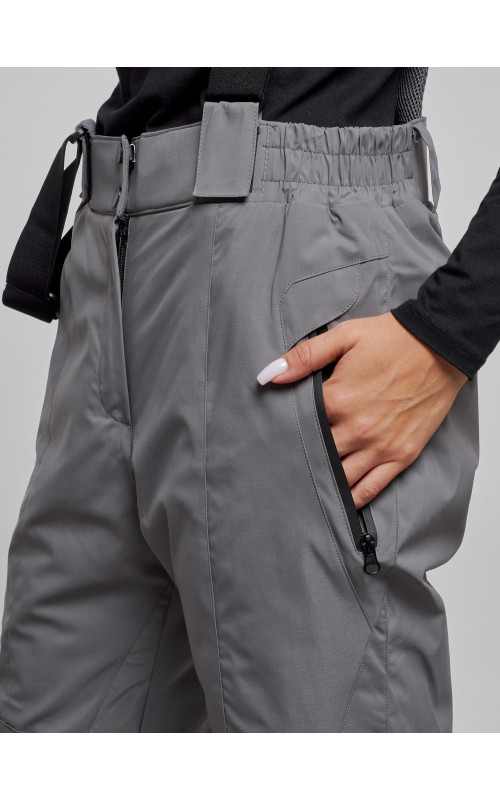 Женский горнолыжный комплект.