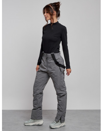 Женский горнолыжный комплект.