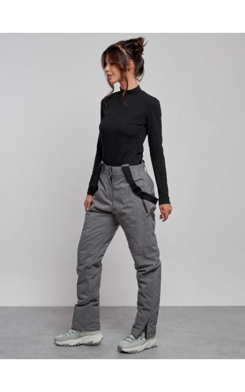 Женский горнолыжный комплект.