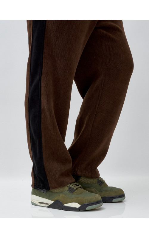 Мужской демисезонный спортивный костюм на флисе, коричневый, для спорта. в Тюмени