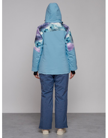 Женская горнолыжная куртка большого размера для зимних приключений.