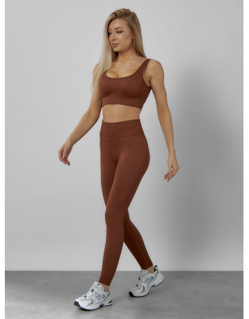 Женский спортивный костюм для фитнеса.