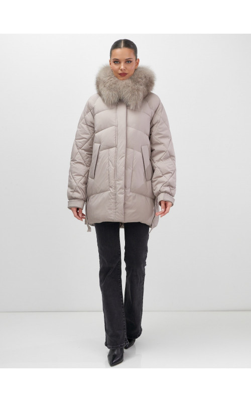 Пуховик с мехом песца для женщин, удлинённый силуэт.