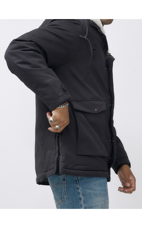 Мужская зимняя удлиненная парка с мехом, чёрная в Тюмени